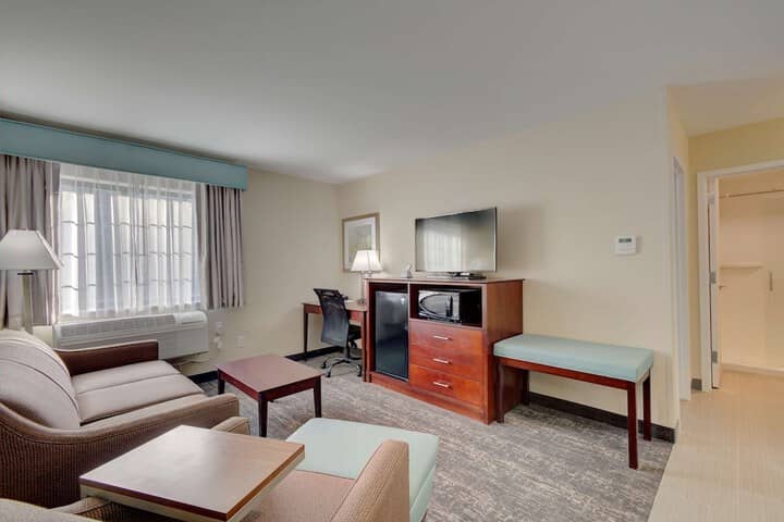 Room 14 of 27