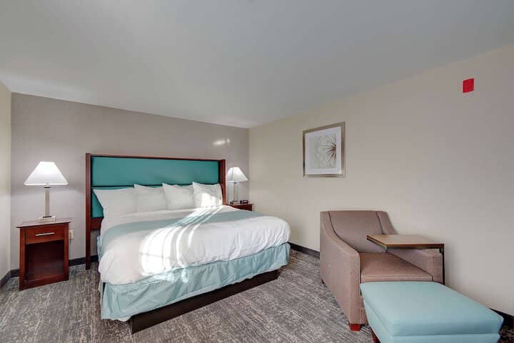 Room 5 of 27