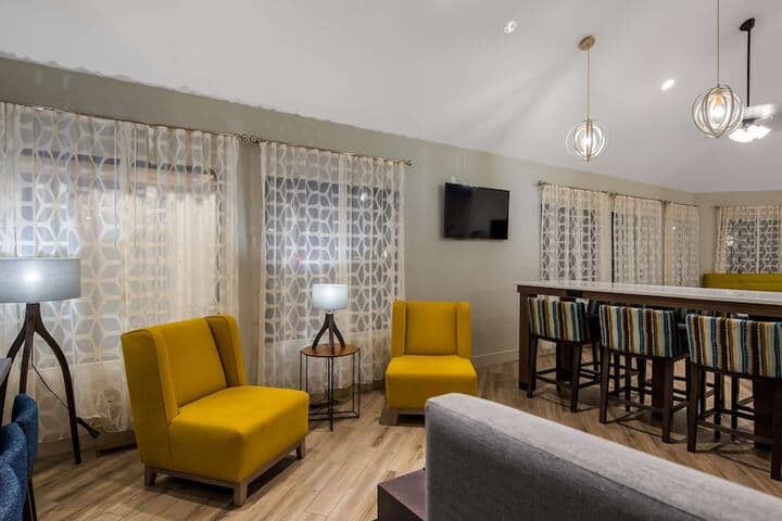 Hotel Interior 3 of 27